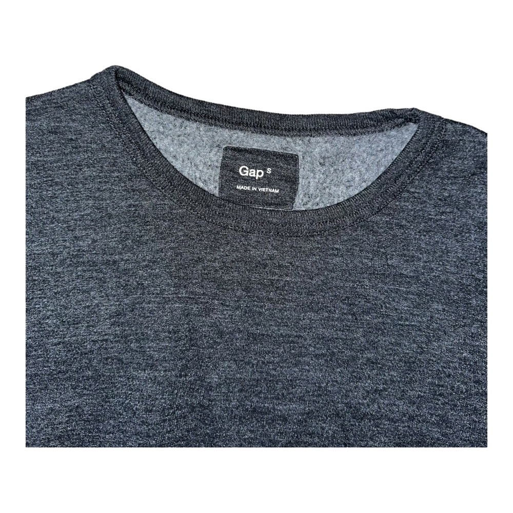 GAP Black Crewneck Pullover Sweater Size Small - Picture 2 of 3